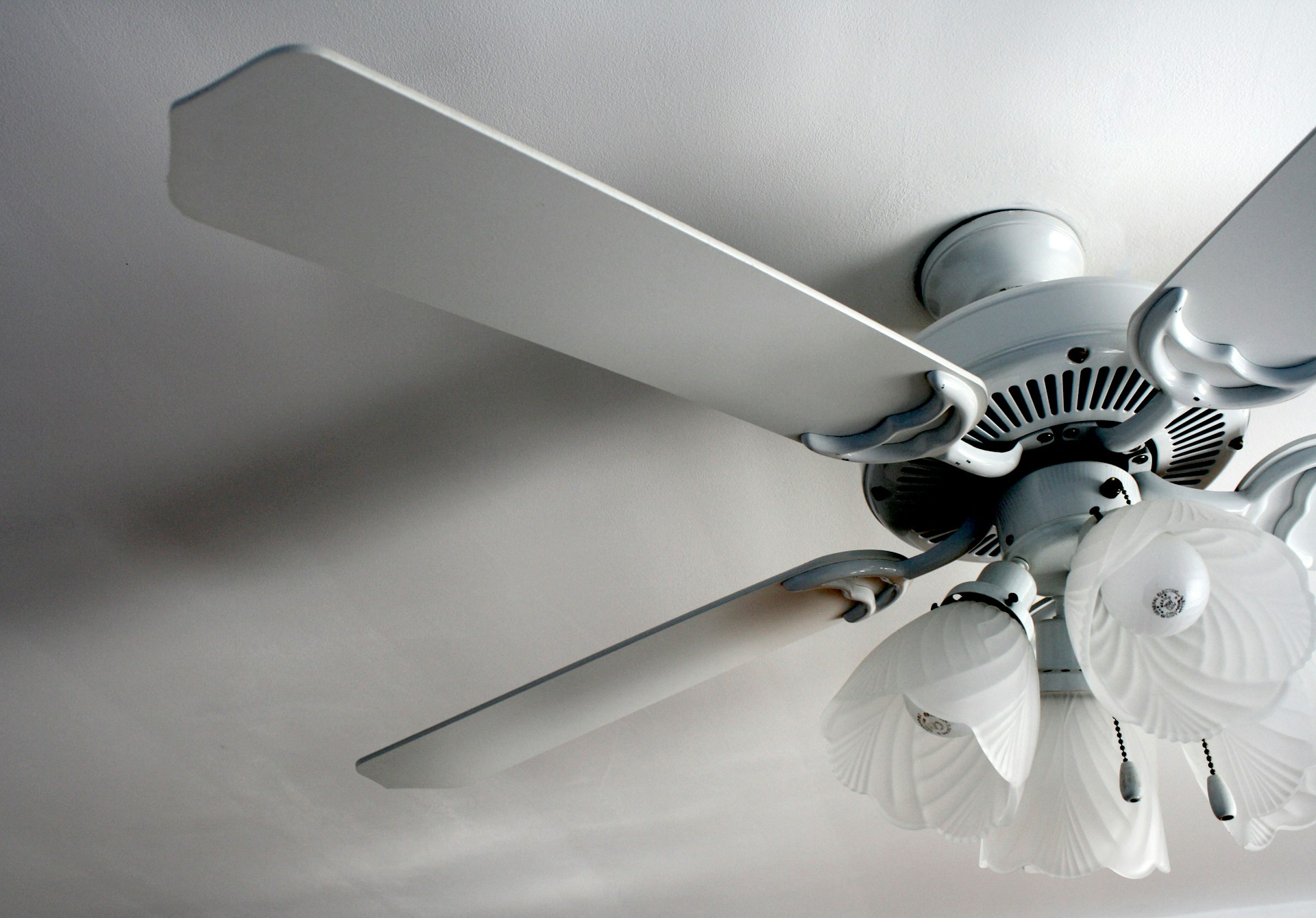 What to Do When Your Ceiling Fan is Making Strange Noises