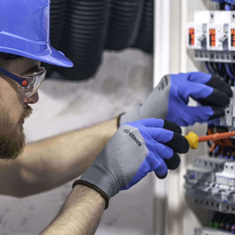 Top 10 electricians Thomastown