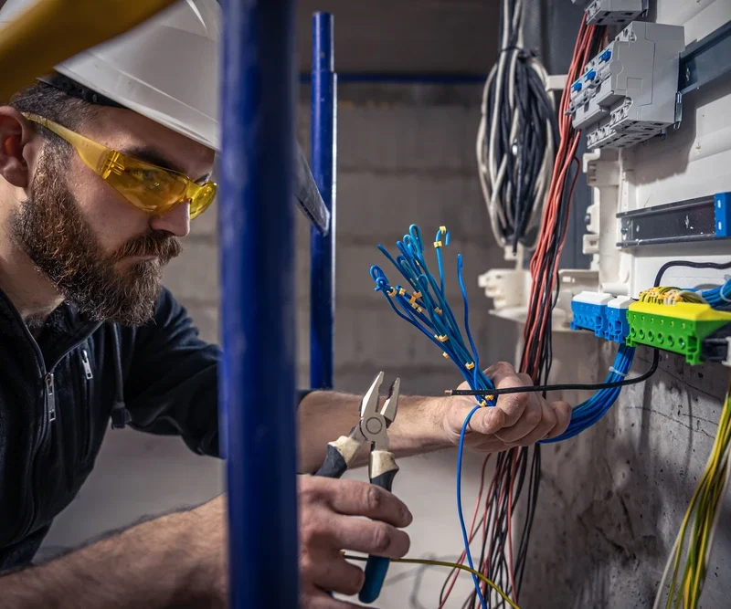 Electrician in Lalor